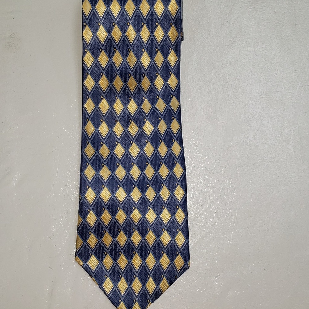 Geffrey Beene Tie